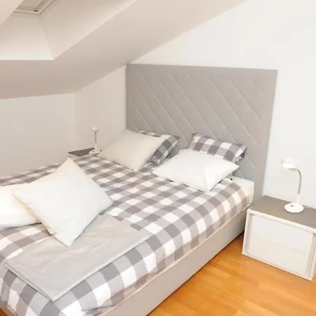Junior - Seaview Apartment Ploce (Dubrovnik-Neretva)