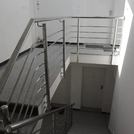 Junior - Seaview Apartment